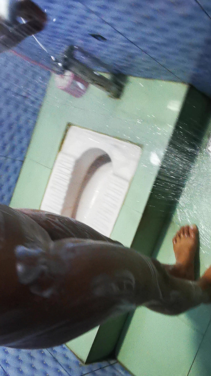 rhdhudhdhd: Bösartiger sex mit einem mädchen, das im badezimmer fickt