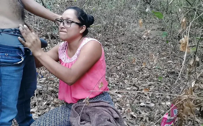 Marys: She Is +18 and Fucks Like a Great One Outdoors