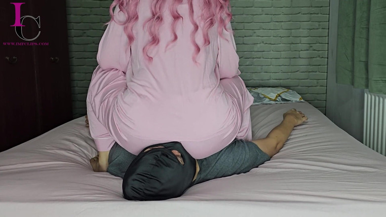 Indian mistress femdom studio: Sungh Meri Paad - Sniff My Indian Farts