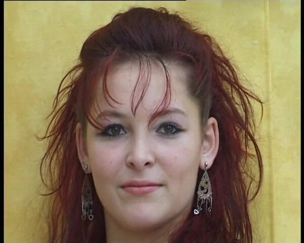 YOUR FIRST PORN: Ich Ficke Alles Sogar Eine Haarlackdose - Šukám všechno, i ten lak...