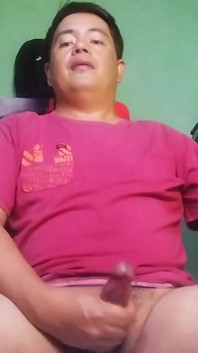 Very Horny Handsome Filipino Farmer