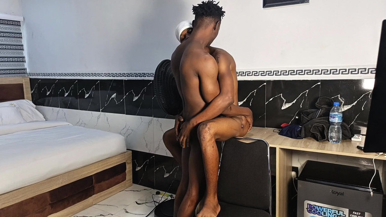 Pa_blo: Negro matón en casa lucha tan caliente