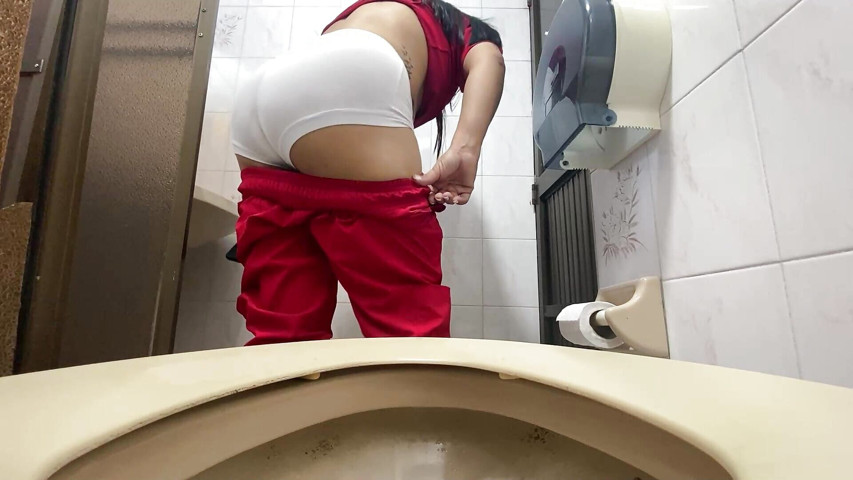 Camera Captures Nurse Pissing in Public Bathroom