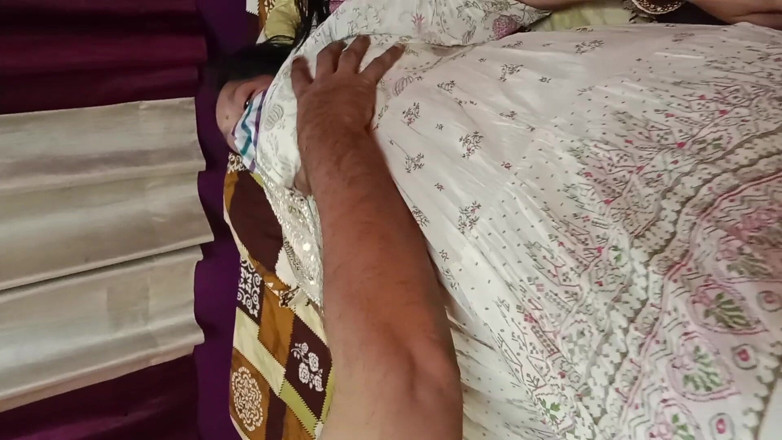 unwelcomeland: Hot Girls Bhabhi Deshi Bhabhi Rometic Bhabhi