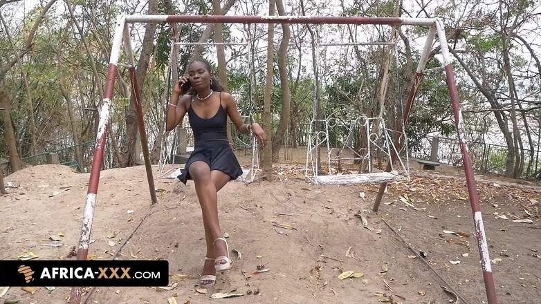 Africa-XXX: Вони зраджує своїм партнерам