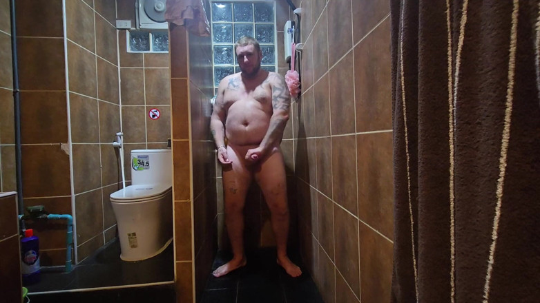 Jimbob Star GAY: Jimbob mijando em seus pés e estômago