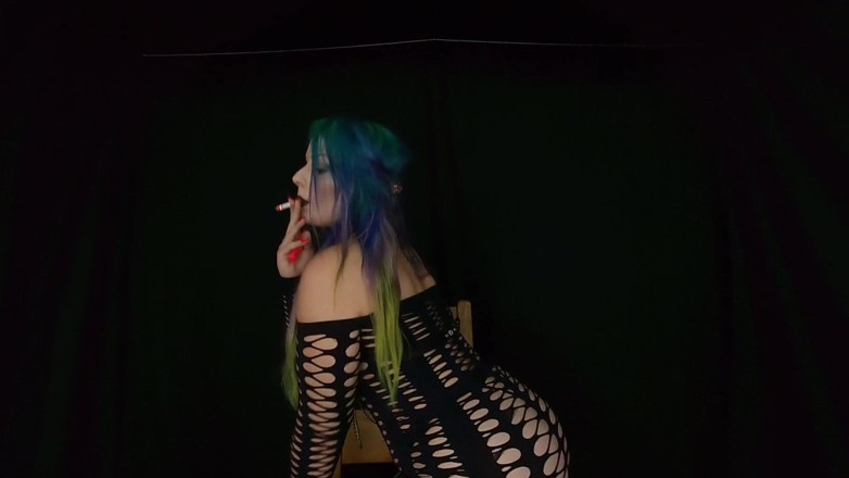 VR smokers HD-2D Videos Only: Laurensafreak - Fum negru