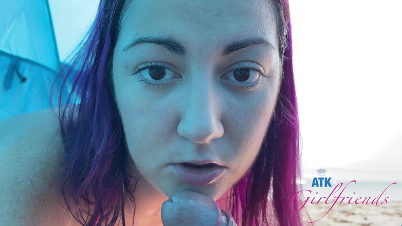 ATK Girlfriends: Virtuální datum