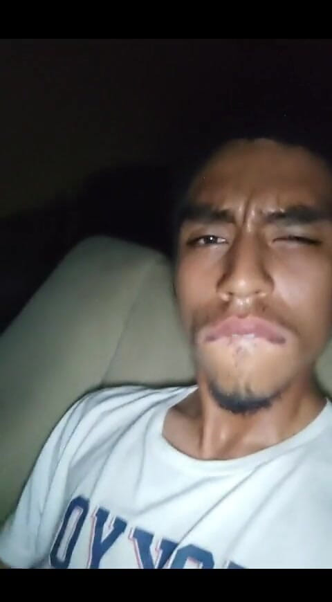 AlexAlejandro13: Masturbace v Porch