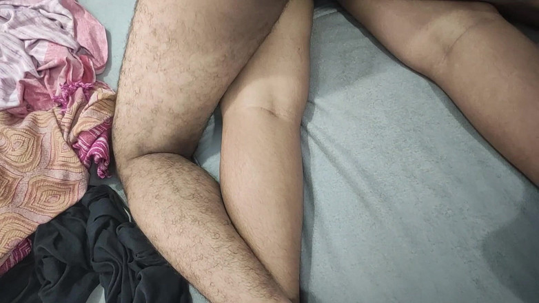 Vaishnavysharunraj: Malajská dívka Hot Desi Sex v sukni a haleně