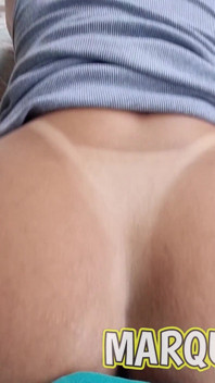Tante bahenol dicrot di dalam sama kontol besar