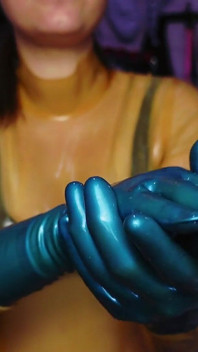 Fetiș cu mănuși din latex și Asmr