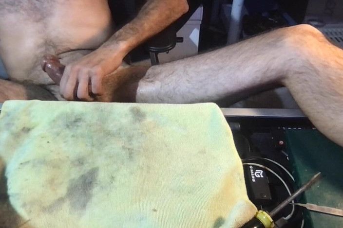 BrooklynsBigDick: Masturbare cu orgasme multiple