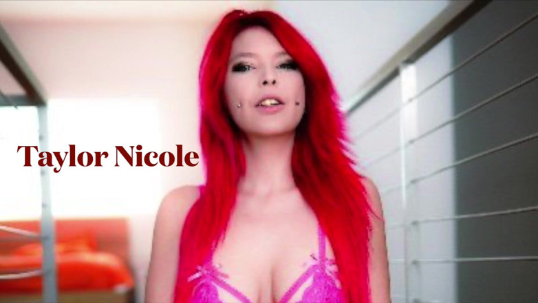 Richard Manns World: Taylor Nicole Split Roasted