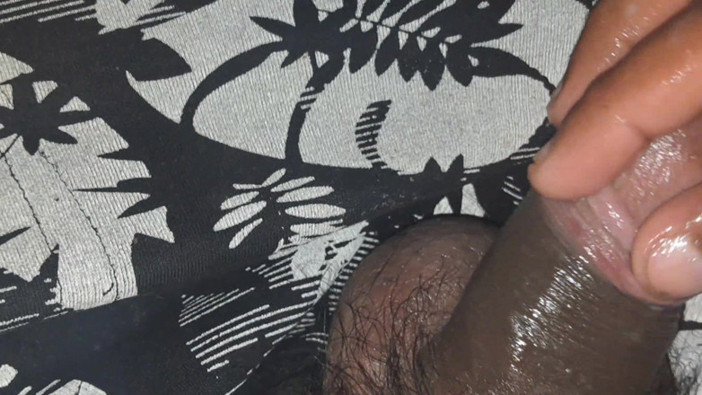 Super porn studio: Дезі мастурбує у ванній кімнаті, камшот