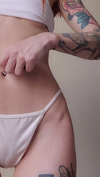 Perut berkrim & Bellybutton mengusik
