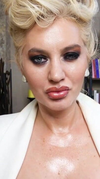 Lipstick Fetish