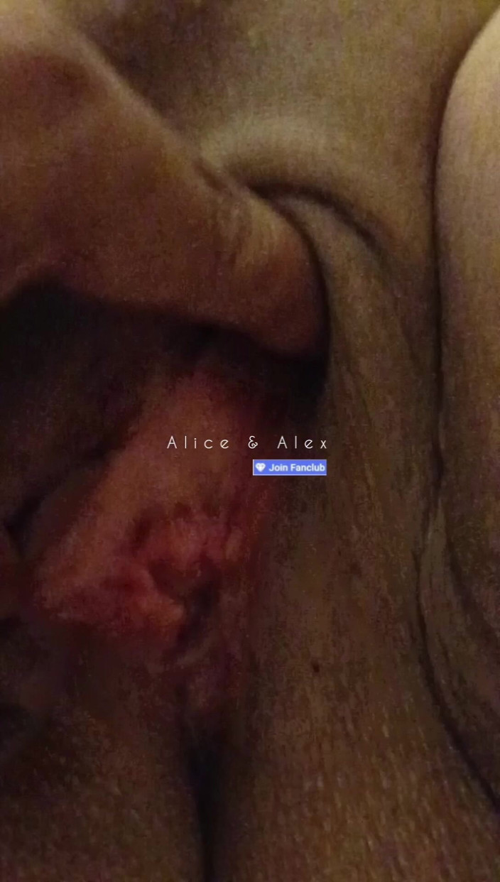 Alice & Alex: O que você gostaria de tocar primeiro - meus peitos empinado...