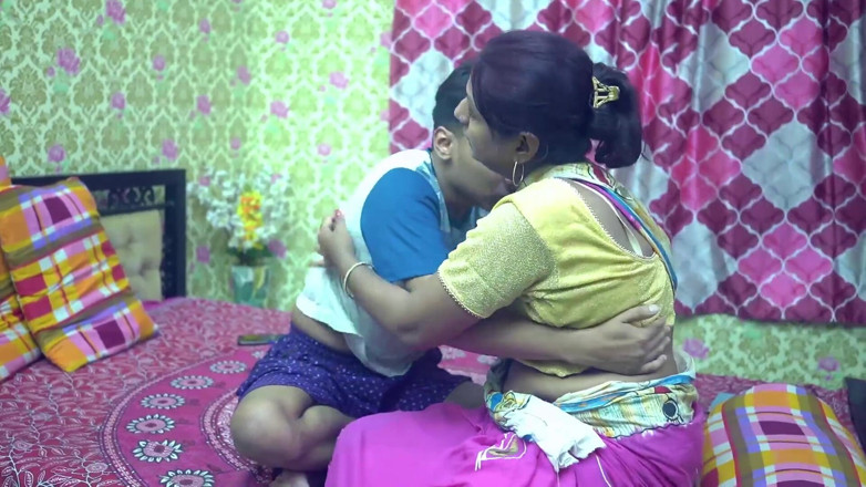 BIREA: Desi Jhuma Stepaunty(big Boobs)fucking with Her Step Son