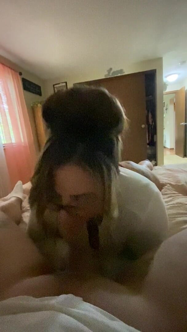 MzKiTTy91: 점심 시간 펠라