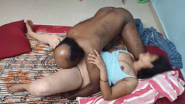 Sexy sindu: 印度超级性感人妻做爱