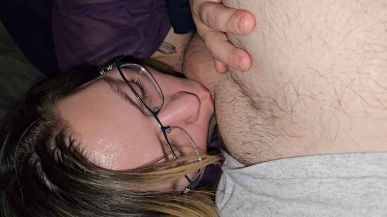 Funhousewife69: Blowjob Before Bed