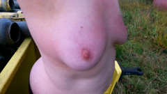 Bouncy Tits Action: Fackování koz na ulici