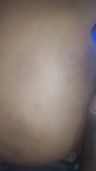 Rj Nisha Avec Son Copain Sexy Dans La Salle De Bain