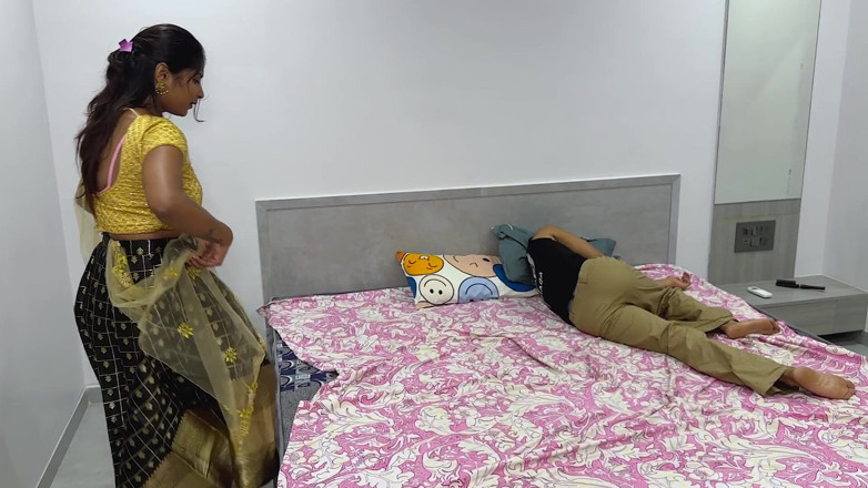 Golupaa: Wife Became Confused, Husband's Younger Step Brother Was Wearing Elder...