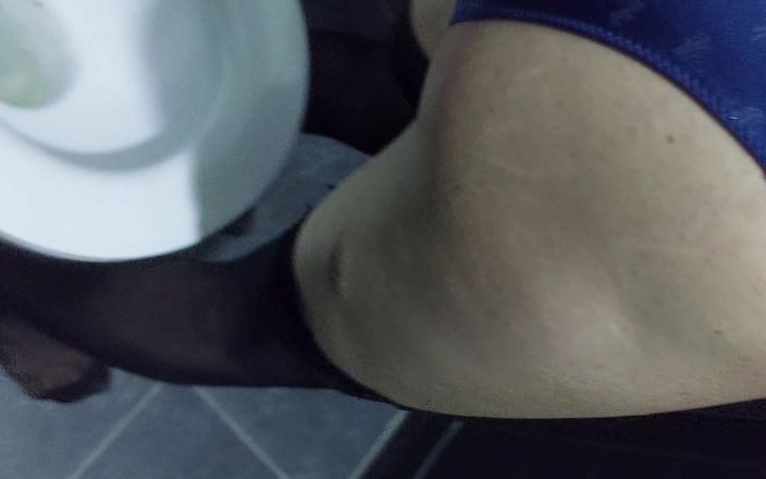 Malin: Kenikmatan pagi-pagi sama seorang wanita