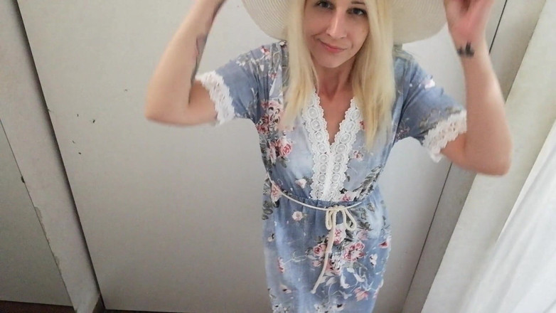 Cuteblonde666: Outdoor nudity in cloakroom