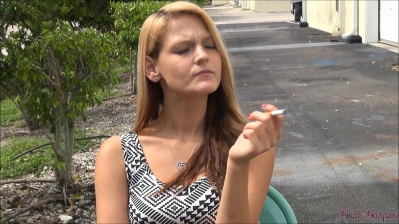 Daddys Dirty Girls: Je me faufile une cigarette, HD, Mkv