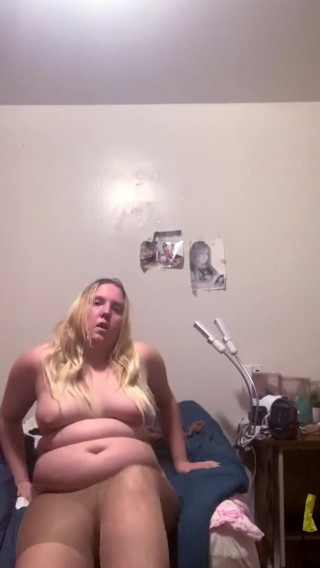 Porno angels: Land of the opaques - dibintangi oleh Elizabeth Brooklyn