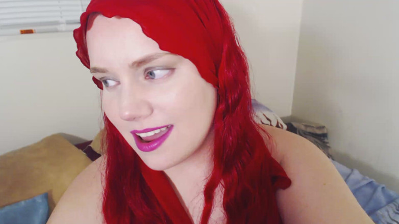 Scarlet Vixen: Fetiche de tetas oleadas cuspindo lambidas