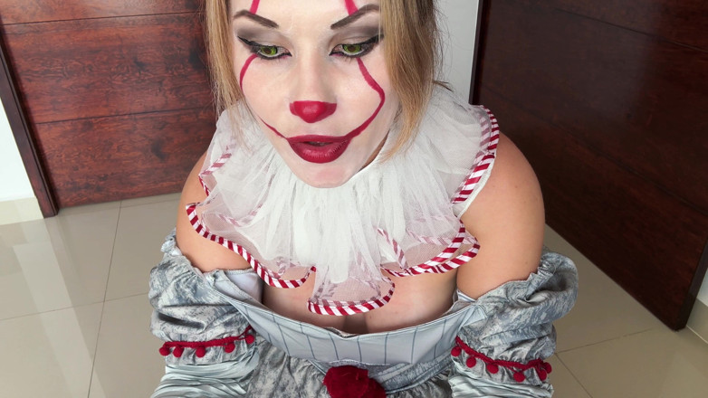 Mrs Peachesxx: Pennywise minta awak hisap batang awak– kongkek muka sudut pandangan...