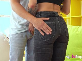 FAKings: Nelia estrada, la prima gangbang !! Ti perderai questa scena bollente?