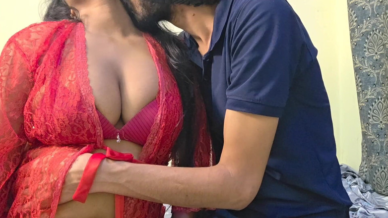 HotlisaAct: Desi Girls uwielbia zmoczyć swoje napalone cipki i Hardcore Szorstki...