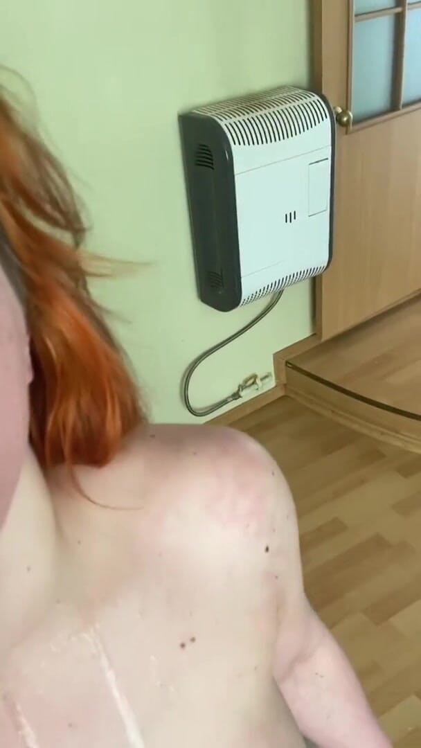 Elena917: Face fucking on fuck machine, riding and fingering after