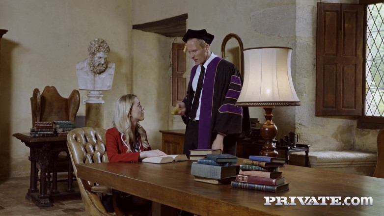 Private.com: La studentessa Anny Aurora nella sua uniforme universitaria stupisce i...