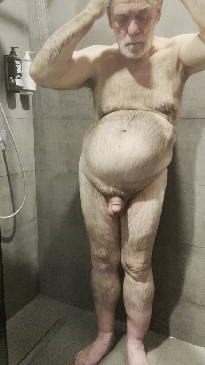 Coach Karl dude lodge: Hora de la ducha de San Valentín 2026 3