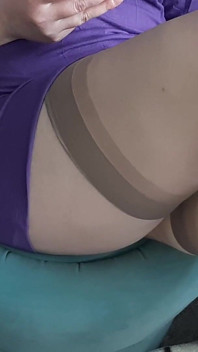 The Stepsister Secretly Has Sex with Her Stepbrother.