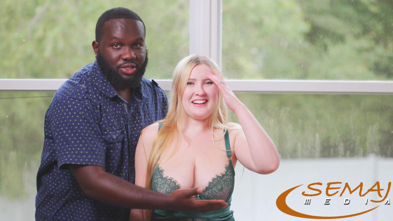 Semaj Media: Semaj Media - Emma Shay, belle pâle, adore se faire adorer...