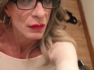 Sissy Tracey tv teasing her sissy cock