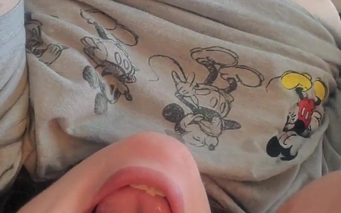 KinkyKatie: Você se distrai facilmente? Eu sei que sim! Especialmente quando...