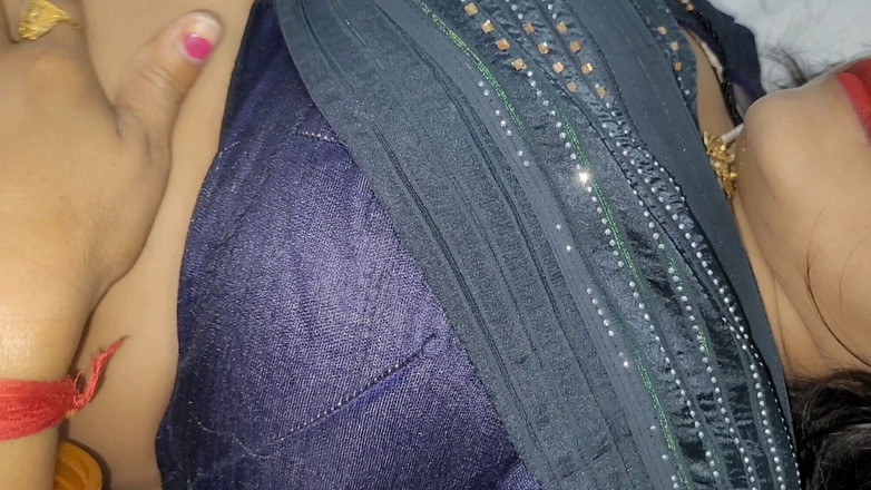 Komalaman: 友達の奥さんが僕を家に呼んで、セックスをしてくれた