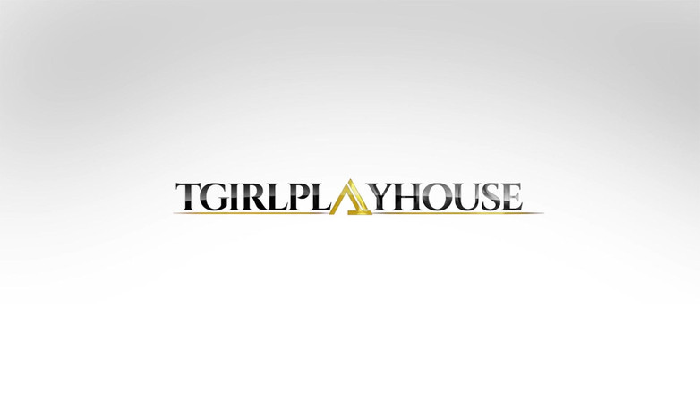 TGIRLPLAYHOUSE: Ho dato a questa ragazza trans calda una sborrata dentro...