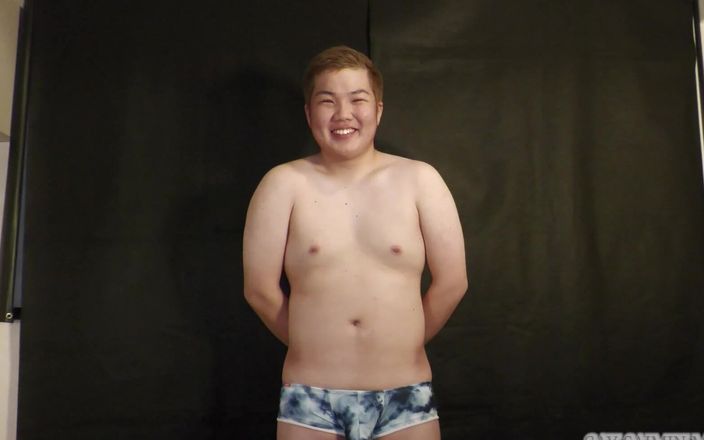 Gay Saimin Pictures: 170cm 75 kg 19y japansk muskulös hår bära stor kuk gay rå...