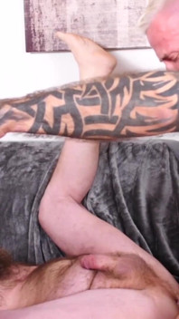 BEARFILMS - Bear Canadad breeds Marc Angelo