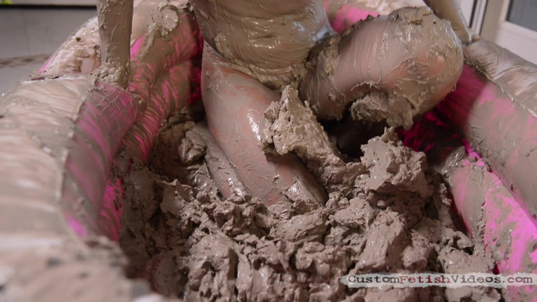 Anatomik Media: Adriana Chechik性泥巴