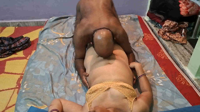 Sexy sindu: Seks panas romantik bhabhi India terhangat